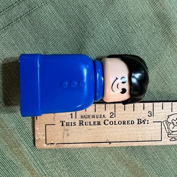 Megaville Mega Bloks Replacement Figure, blue shirt figure - Picture 1 of 2